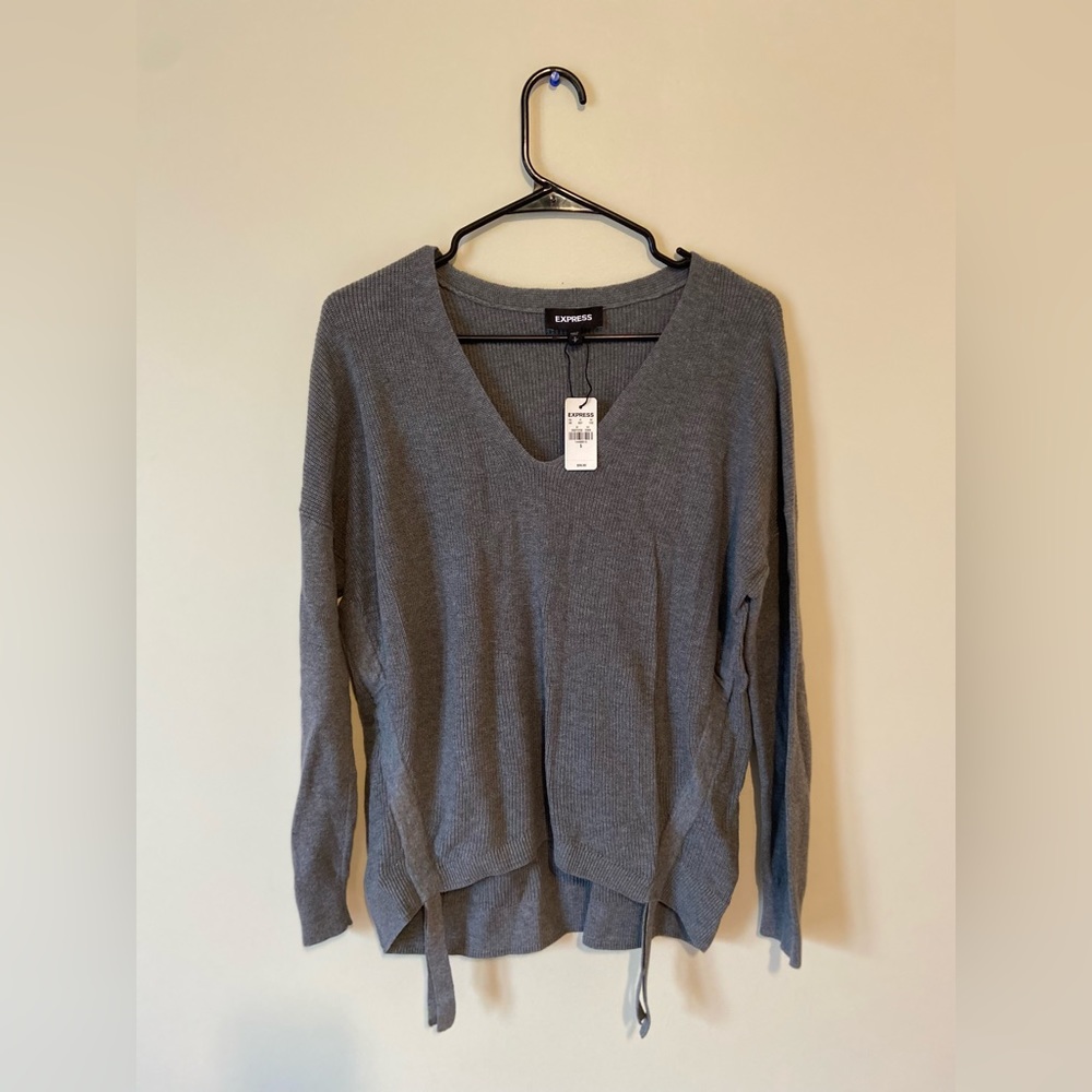 NWT EXPRESS Sweater in Grey - size S